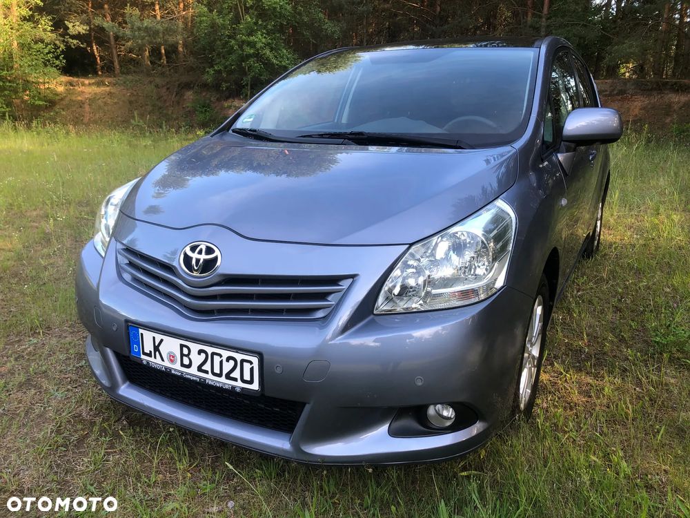 Toyota Verso 1.8 5-Sitzer Life - 2