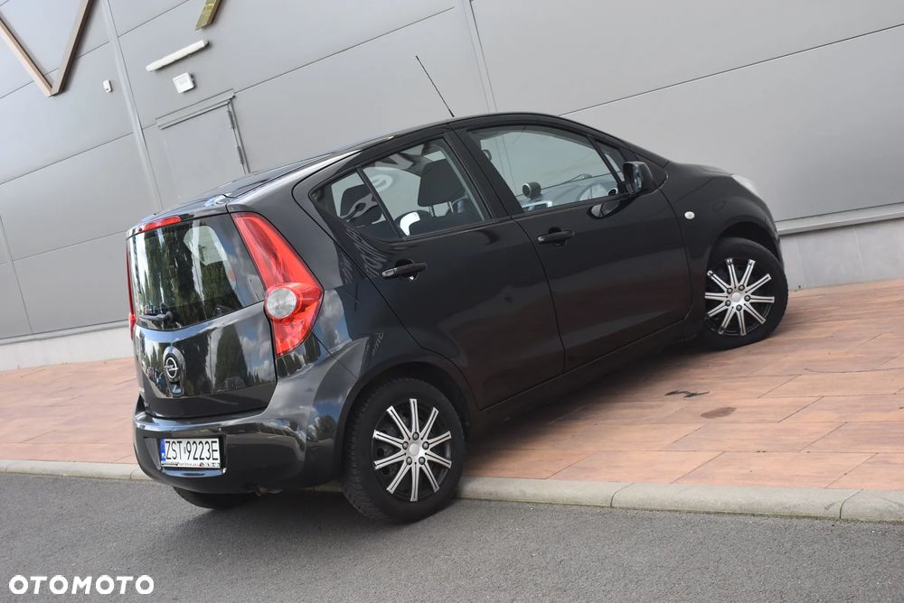 Opel Agila - 28