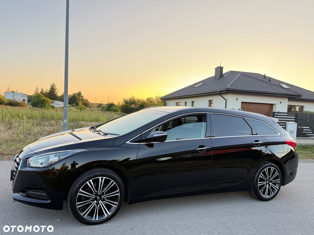 Hyundai i40 Kombi 1.7 CRDi Premium - 12