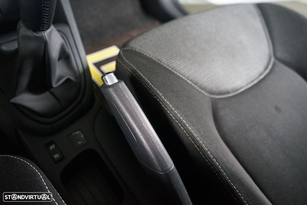 Renault Clio 0.9 TCE Confort - 26