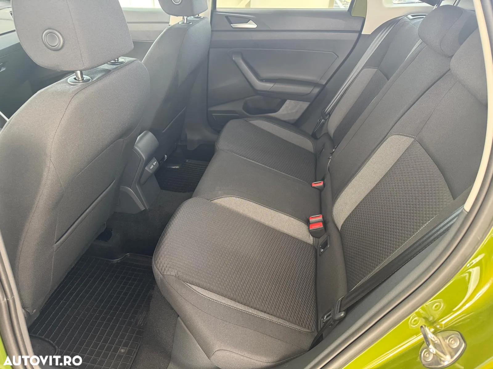 Volkswagen Taigo 1.0 TSI DSG Advanced - 10