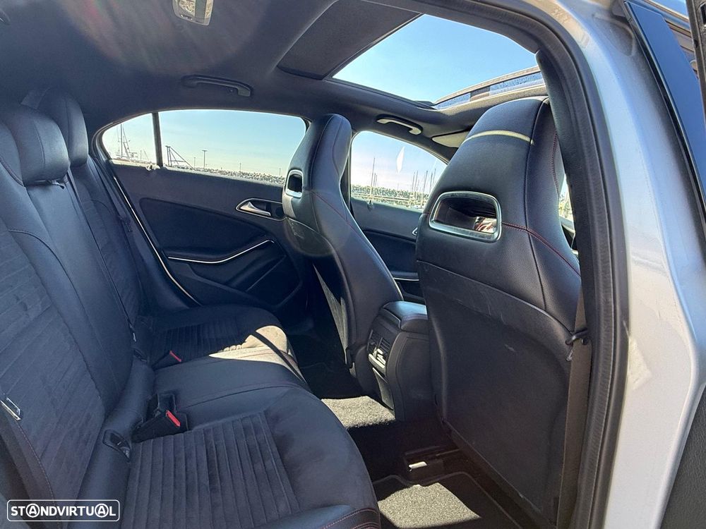 Mercedes-Benz A 180 d AMG Line Aut. - 12