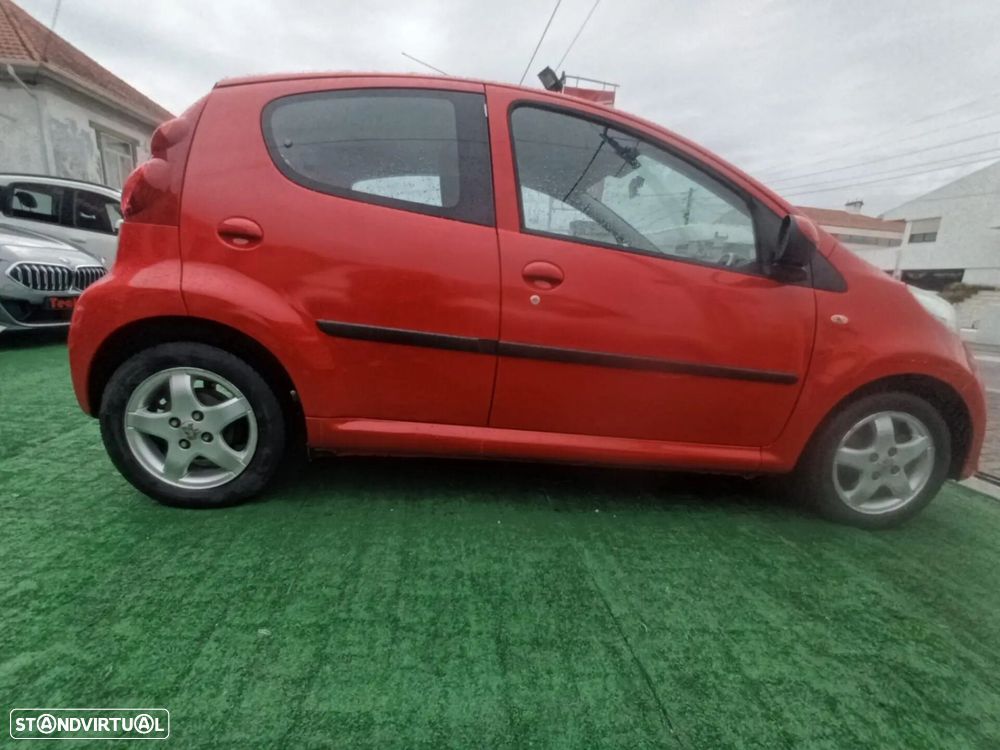 Peugeot 107 1.0 Active - 6