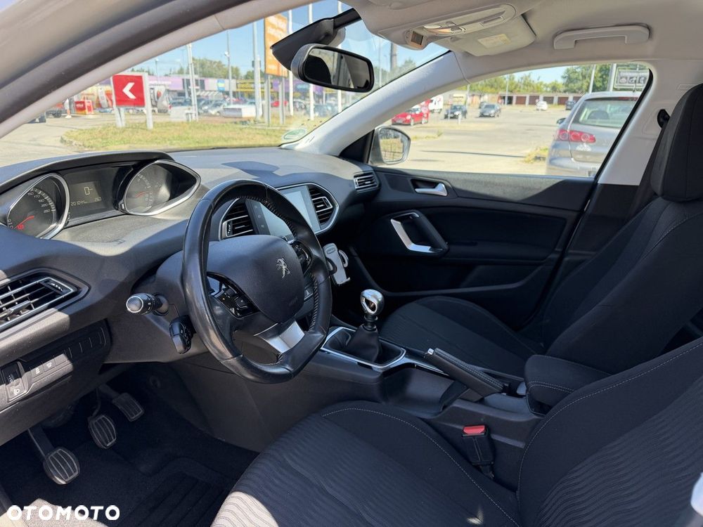 Peugeot 308 1.6 e-HDi Active S&S - 31