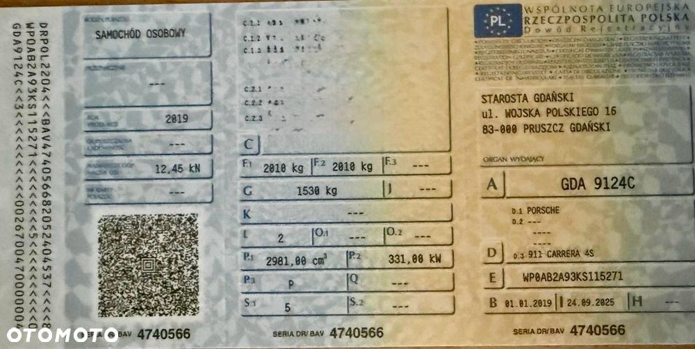 Porsche 911 Carrera 4S - 24