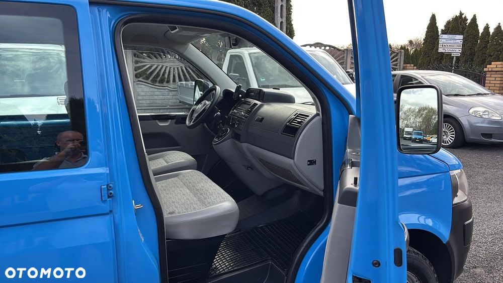 Volkswagen Transporter T5 - 13