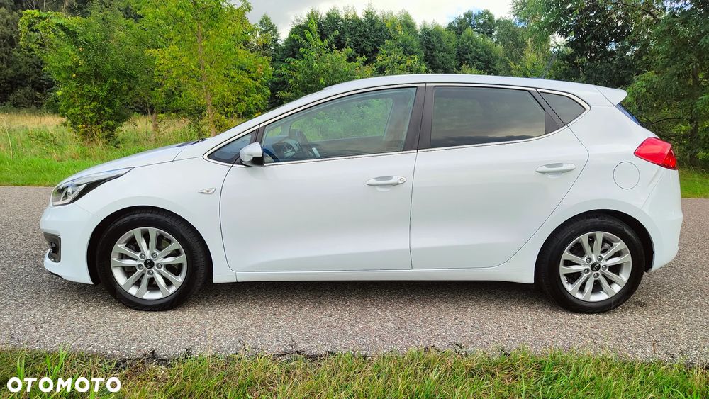 Kia Ceed 1.6 GDI Business Line - 1