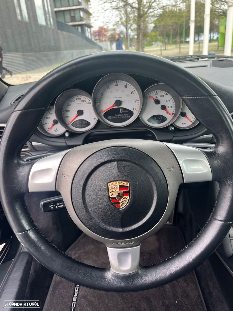 Porsche 911 (997) Carrera S - 8