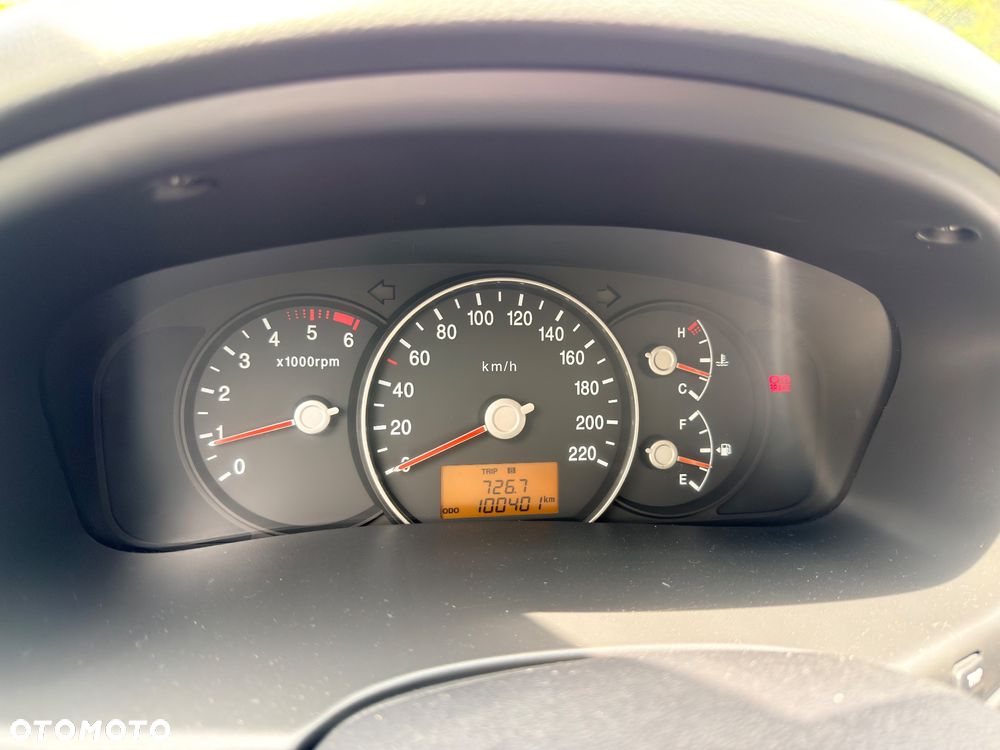 Kia Carens 1.7 CRDi 115 Fifa World Cup Edition - 37
