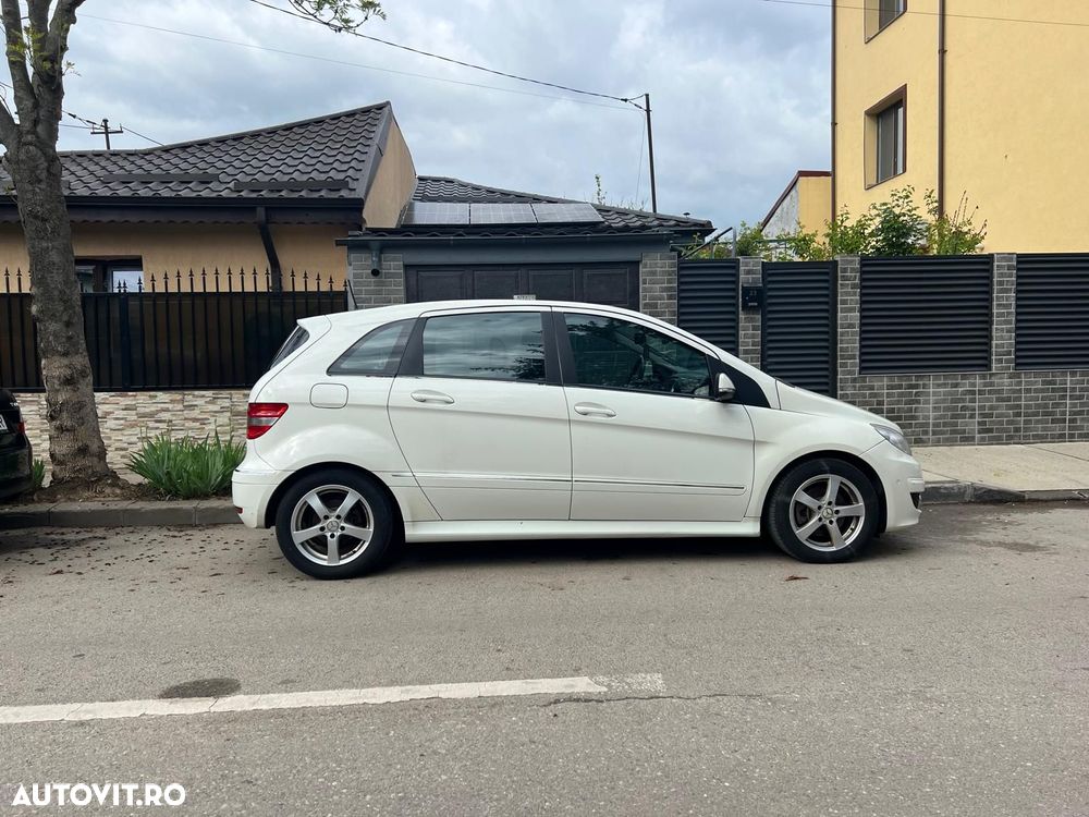 MERCEDES-BENZ B-Class 2010
