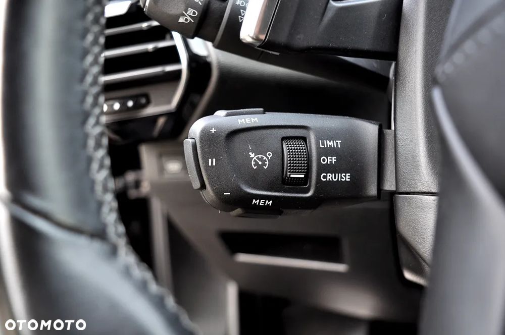 DS Automobiles DS 7 Crossback - 33