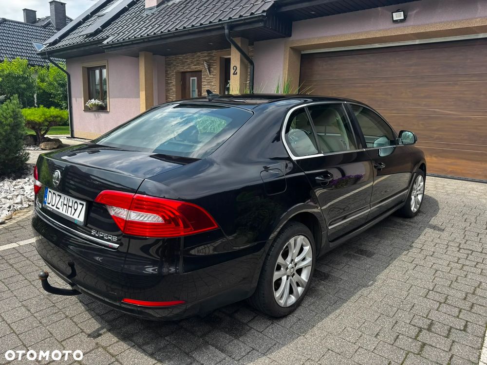 Skoda Superb 2.0 TDI 4x4 Elegance DSG - 8