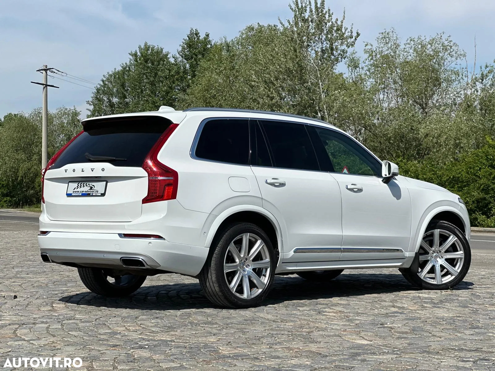 Volvo XC 90 D5 AWD Geartronic Inscription - 4