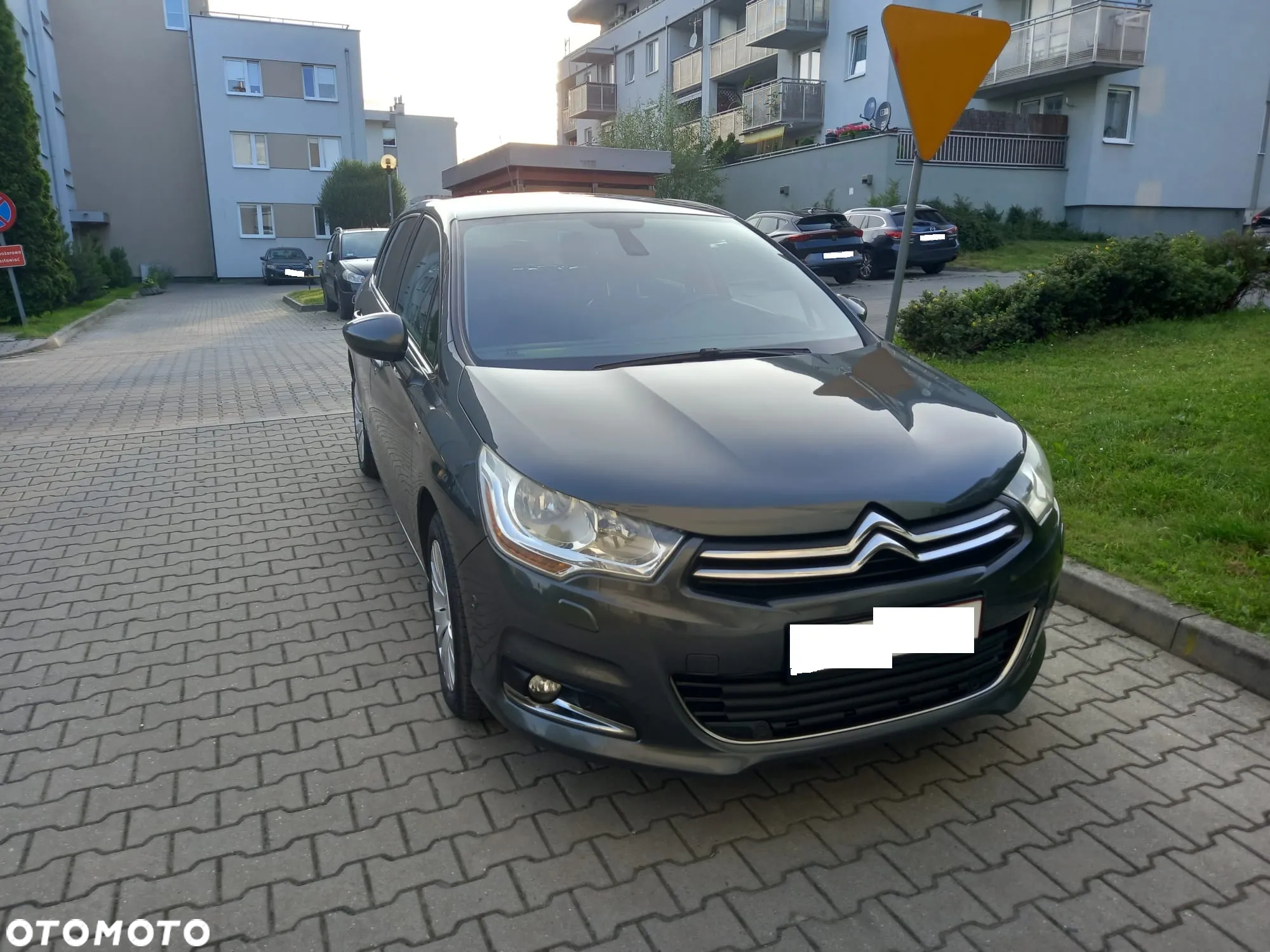 Citroën C4 HDi 150 Exclusive - 10