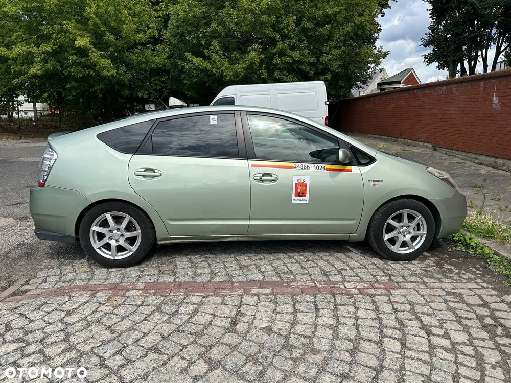 Toyota Prius 1.5 VVT-i Prestige - 2