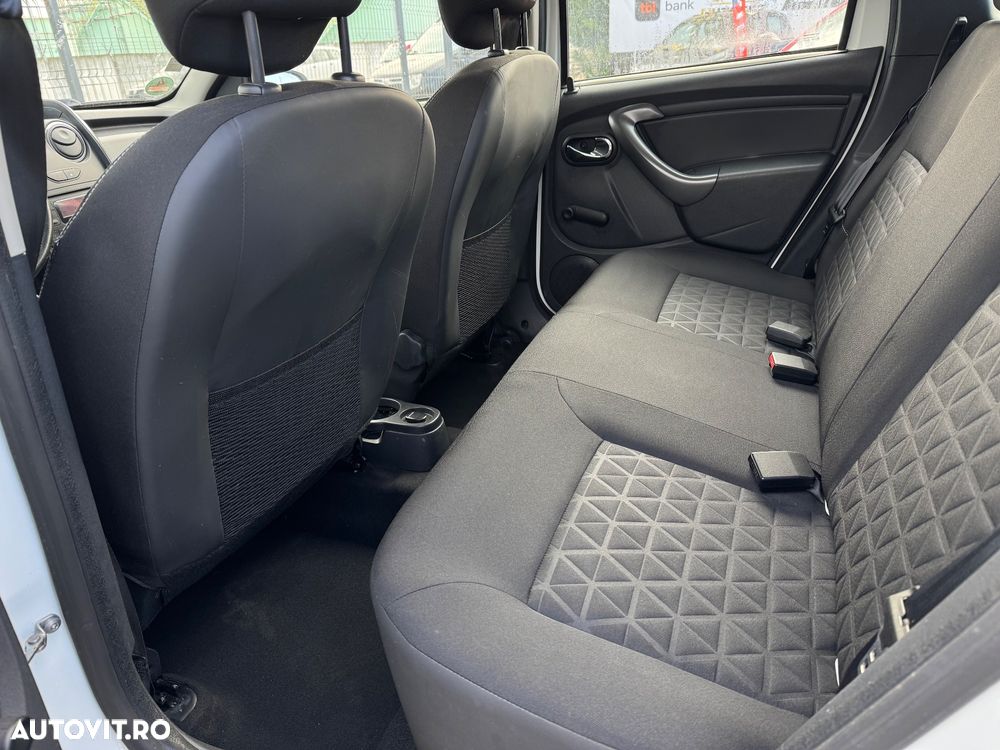 Dacia Duster 1.6 16V 4x4 - 19