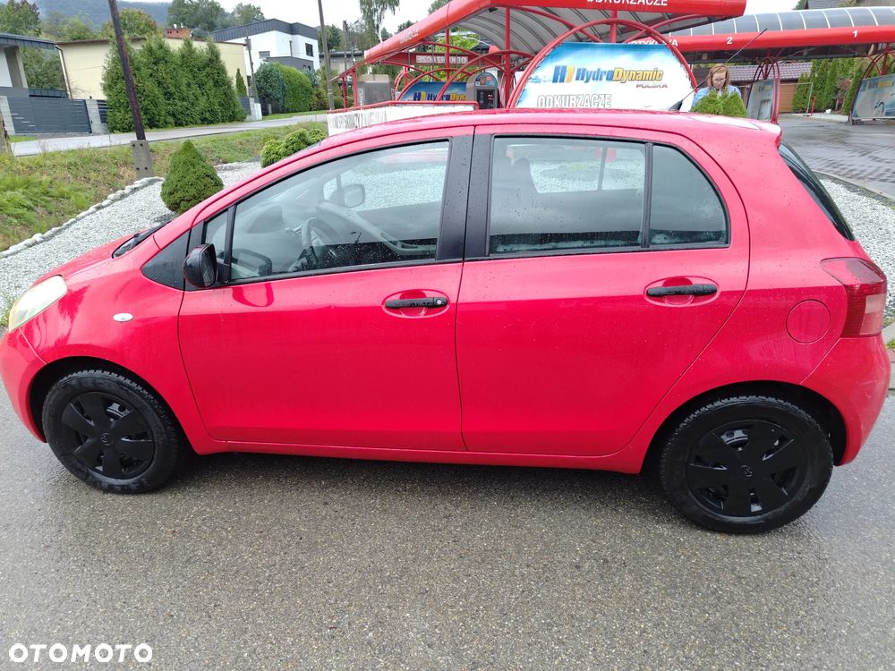 Toyota Yaris 1.0 Luna - 9