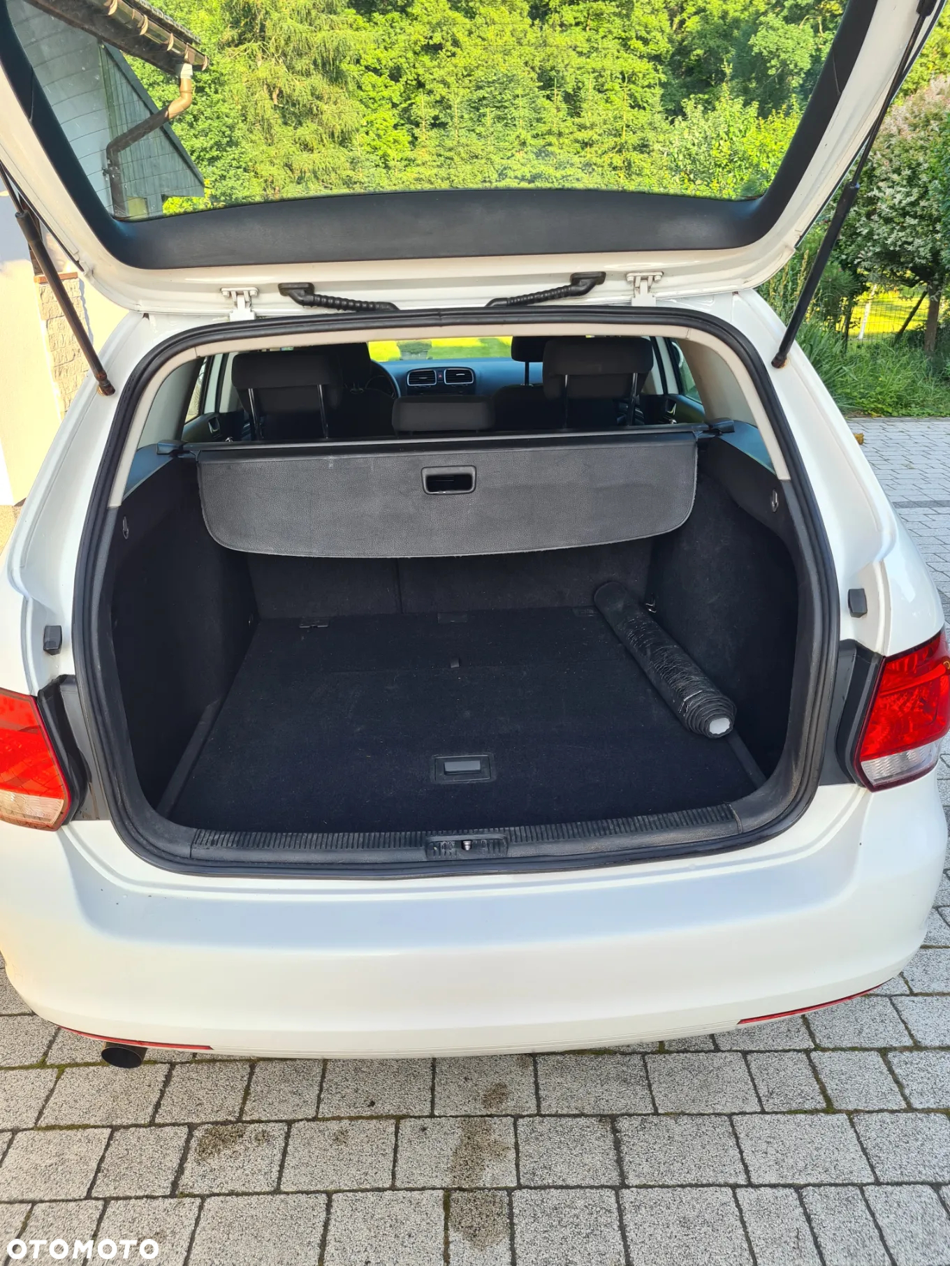 Volkswagen Golf 1.6 TDI DPF Trendline - 12