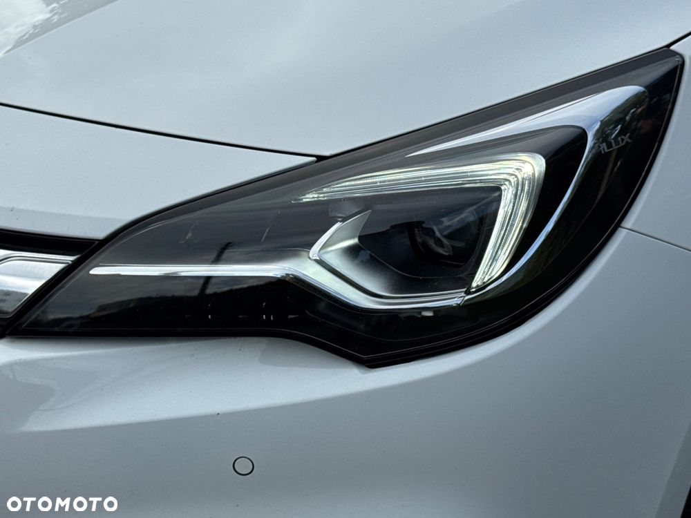 Opel Astra V 1.6 T Dynamic S&S - 10