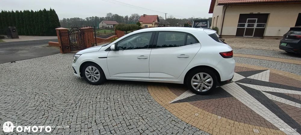 Renault Megane 1.5 Blue dCi Evolution EDC - 5