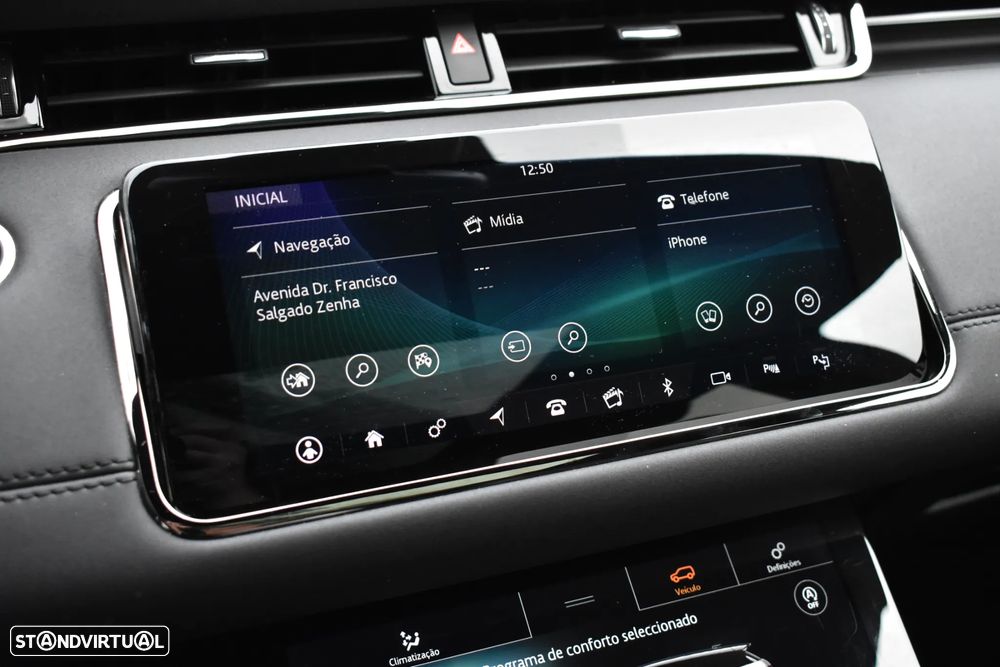 Land Rover Range Rover Evoque 1.5 P300e AWD R-Dynamic SE Auto - 46