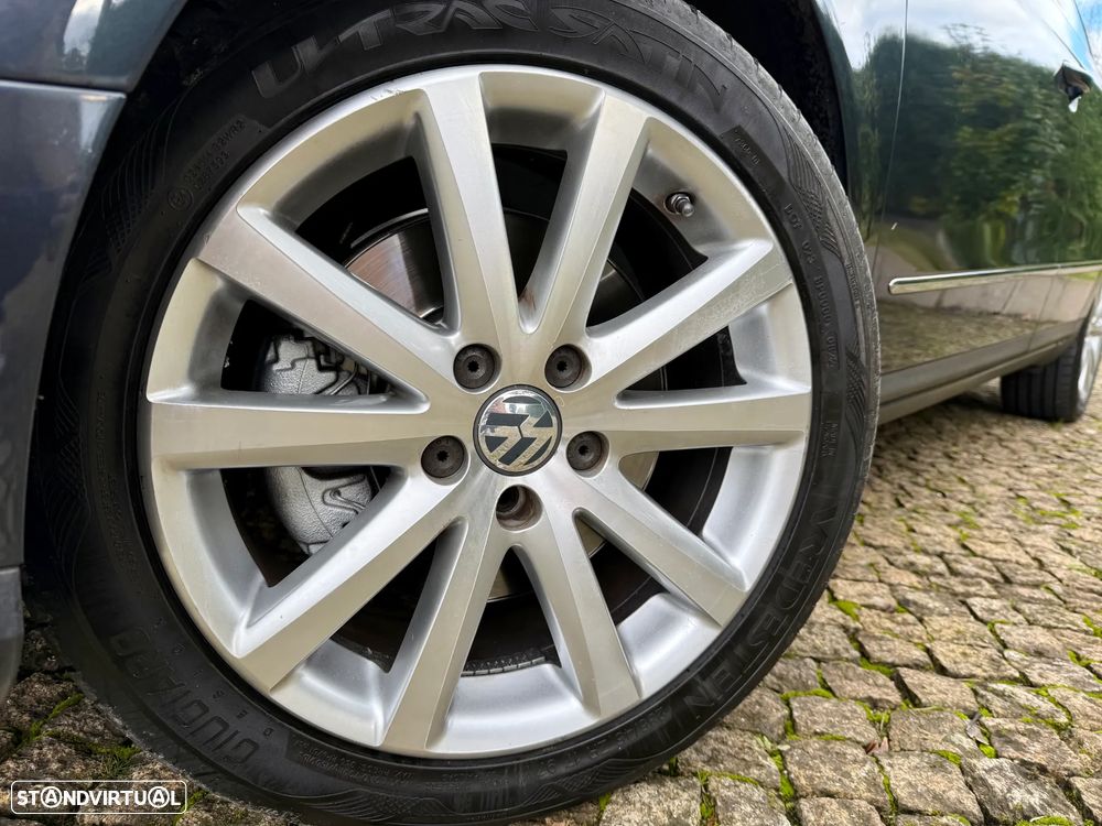 VW Passat Variant 2.0 TDi Highline - 11