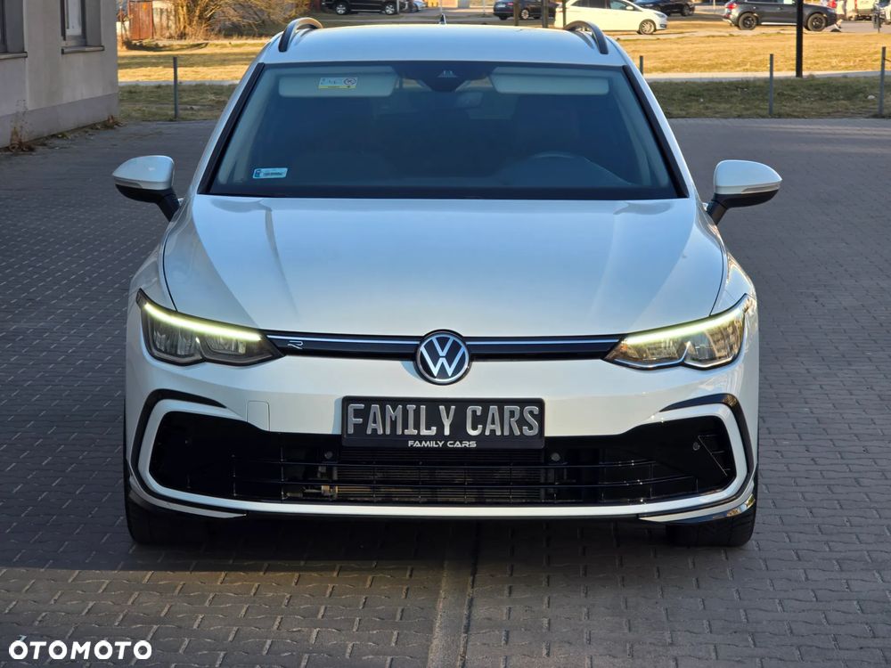 Volkswagen Golf - 8
