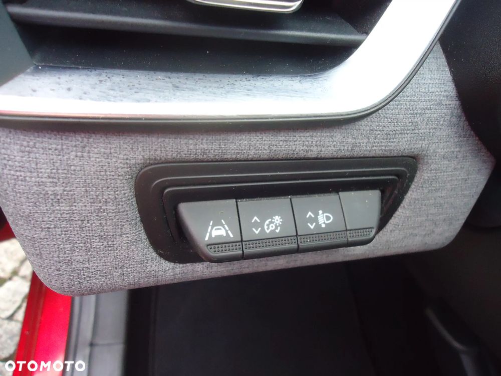Renault Clio 1.0 TCe Evolution - 17