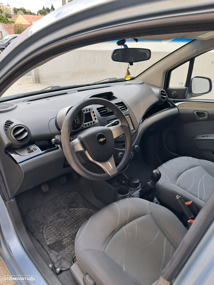 Chevrolet Spark 1.0 LS - 13