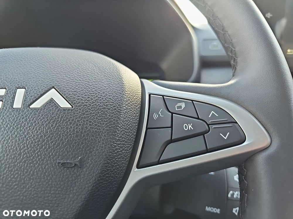 Dacia Jogger 1.6 Full Hybrid 140 Extreme MMT - 18