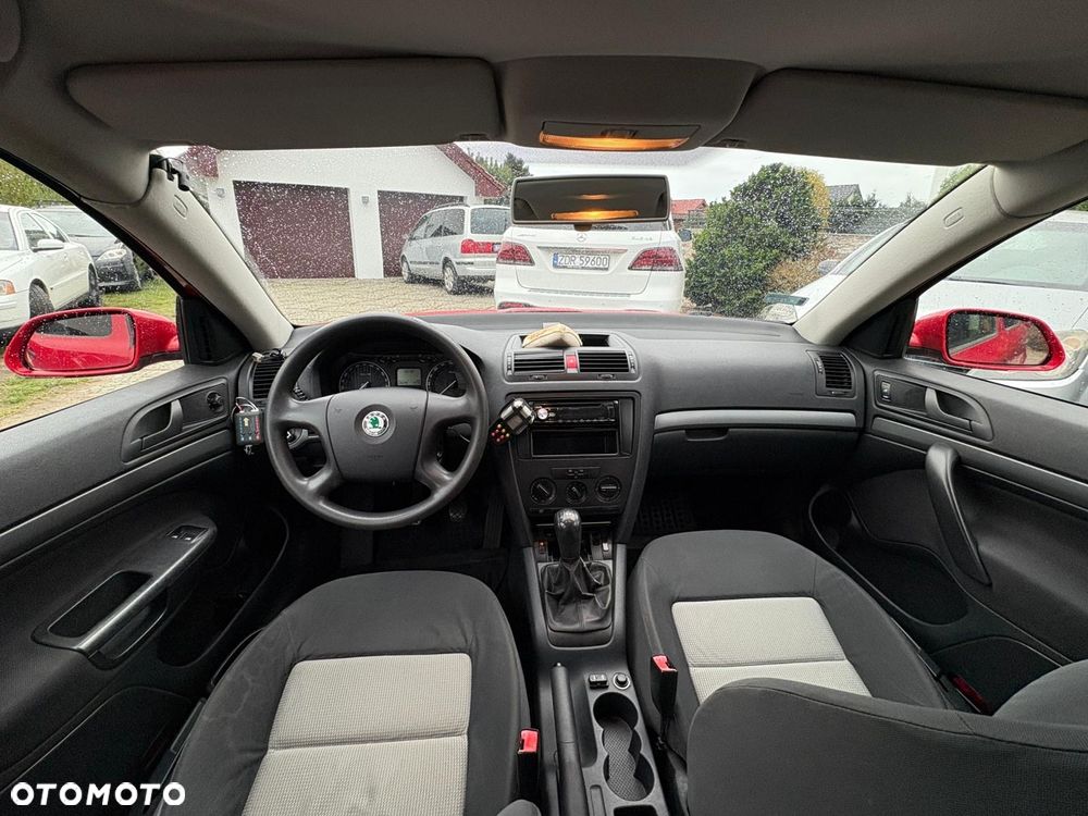 Skoda Octavia 1.4 Ambiente - 14