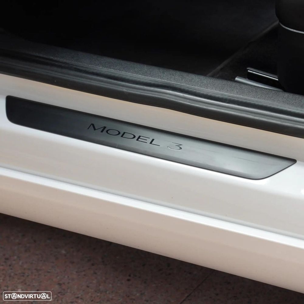 Tesla Model 3 Long Range AWD Dual Motor Performance - 26