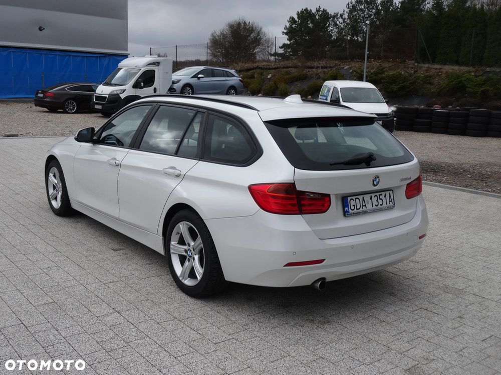 BMW Seria 3 318d - 8