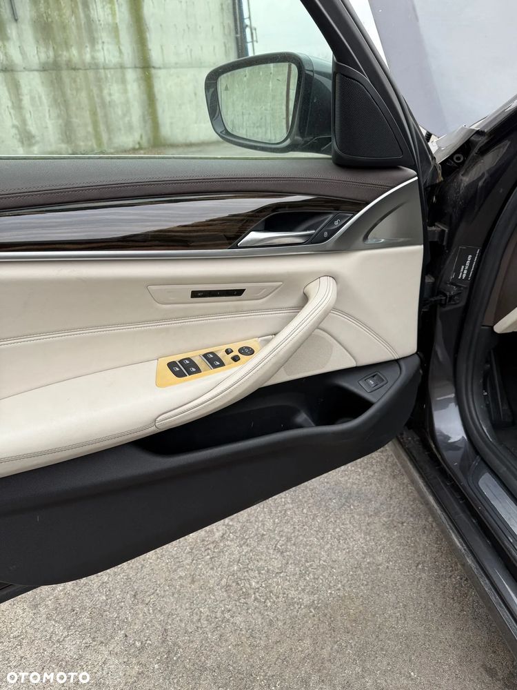 BMW Seria 5 - 17
