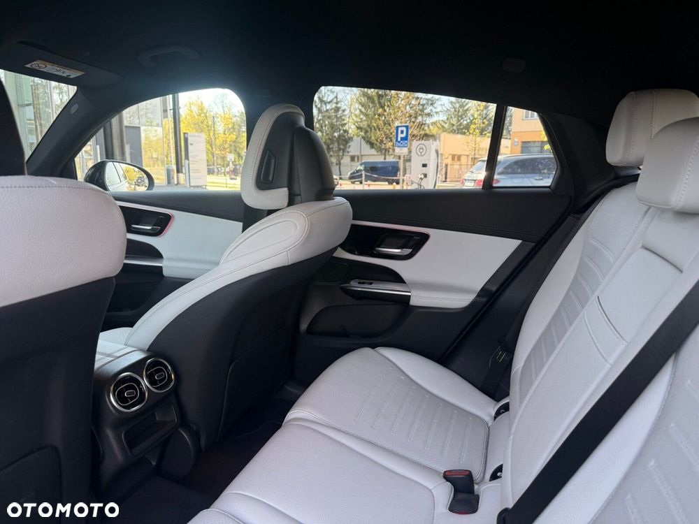 Mercedes-Benz GLC 200 mHEV 4-Matic AMG Line - 13