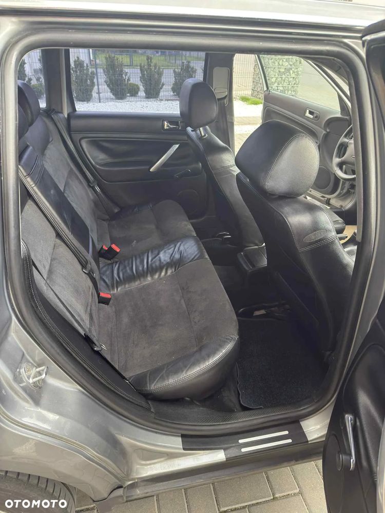 Volkswagen Passat 1.9 TDI Basis - 13