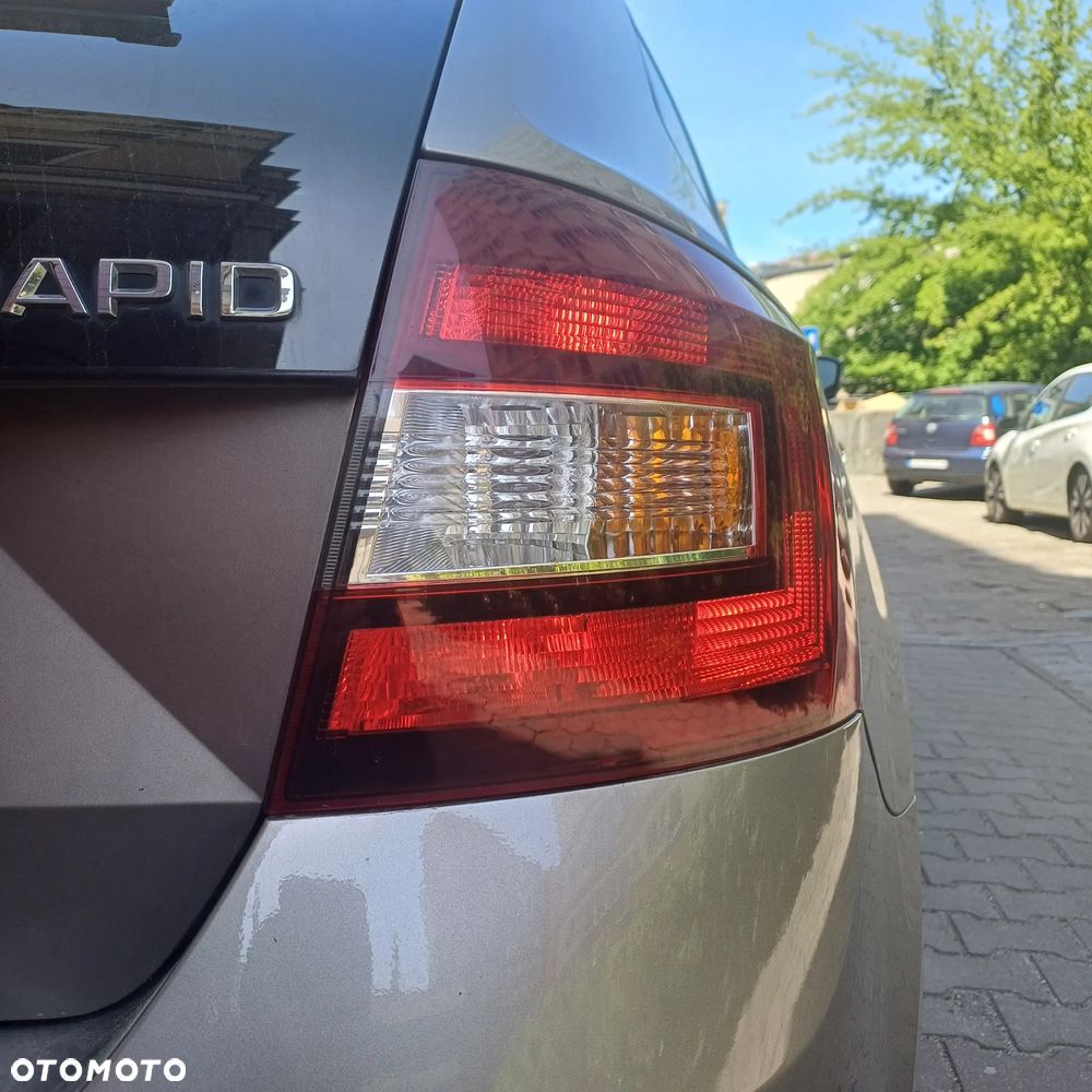 Skoda RAPID Spb 1.0 TSI Style - 8