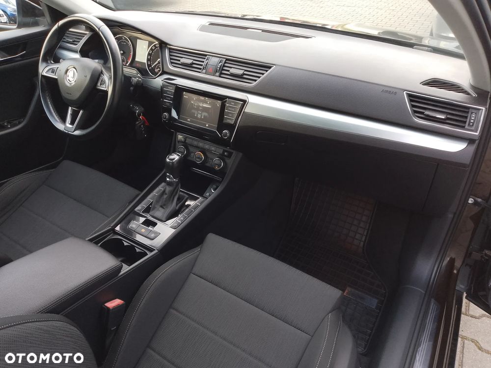 Skoda Superb 2.0 TDI Ambition DSG - 16