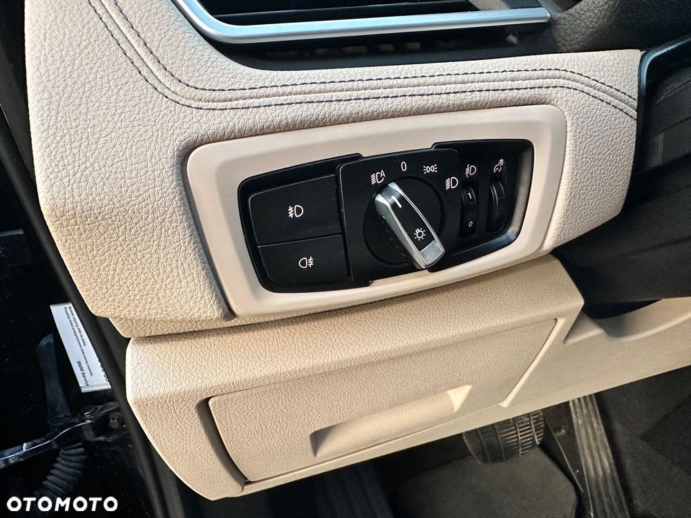 BMW Seria 2 218i Luxury Line - 20