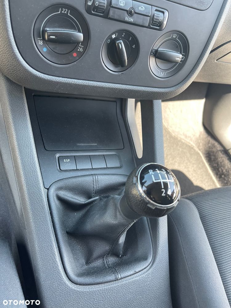 Volkswagen Golf 1.6 Comfortline - 12
