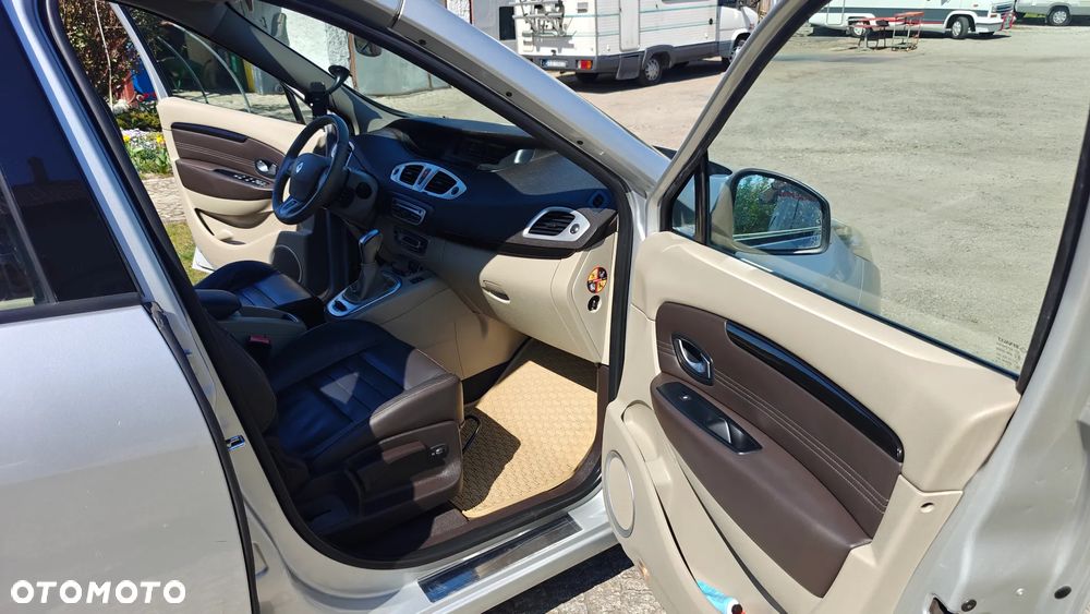 Renault Grand Scenic 2.0 16V 140 CVT Luxe - 18