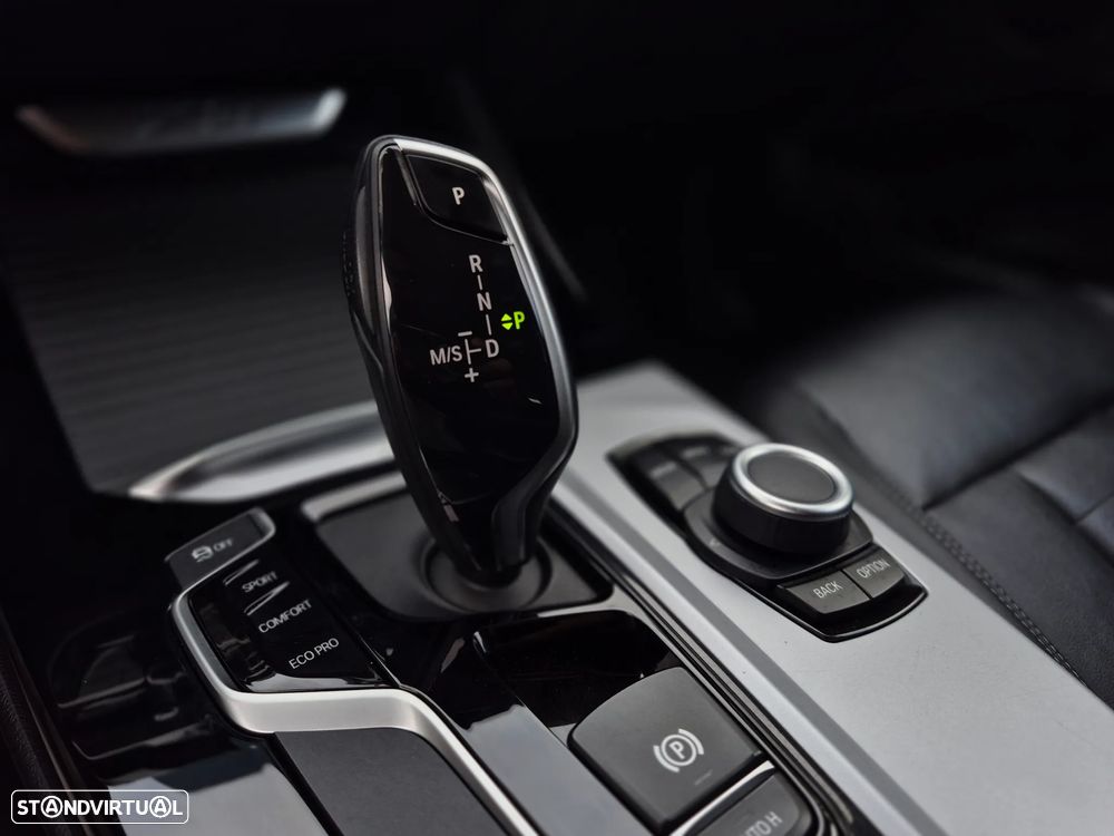 BMW X3 18 d sDrive Auto - 17