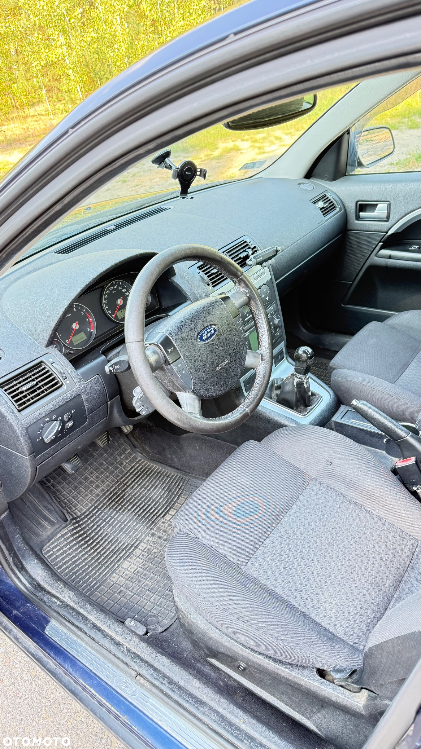 Ford Mondeo 2.0 Ghia X - 8