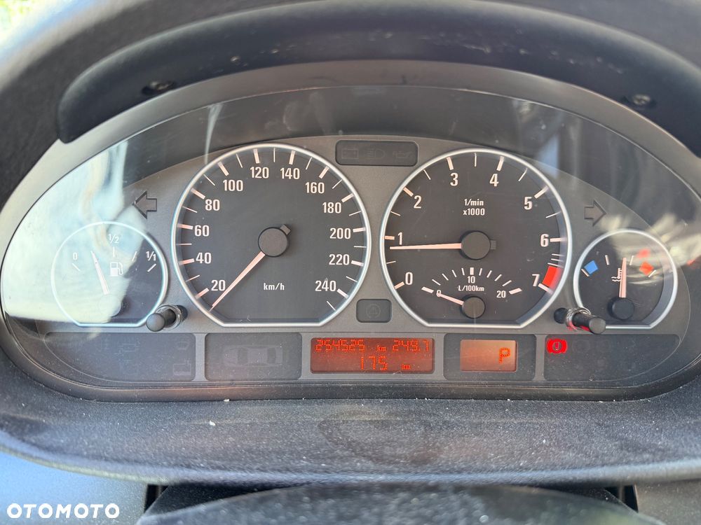 BMW Seria 3 - 10