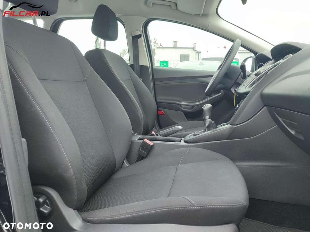 Ford Focus - 13