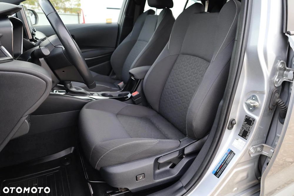 Toyota Corolla 1.8 Hybrid Comfort - 31