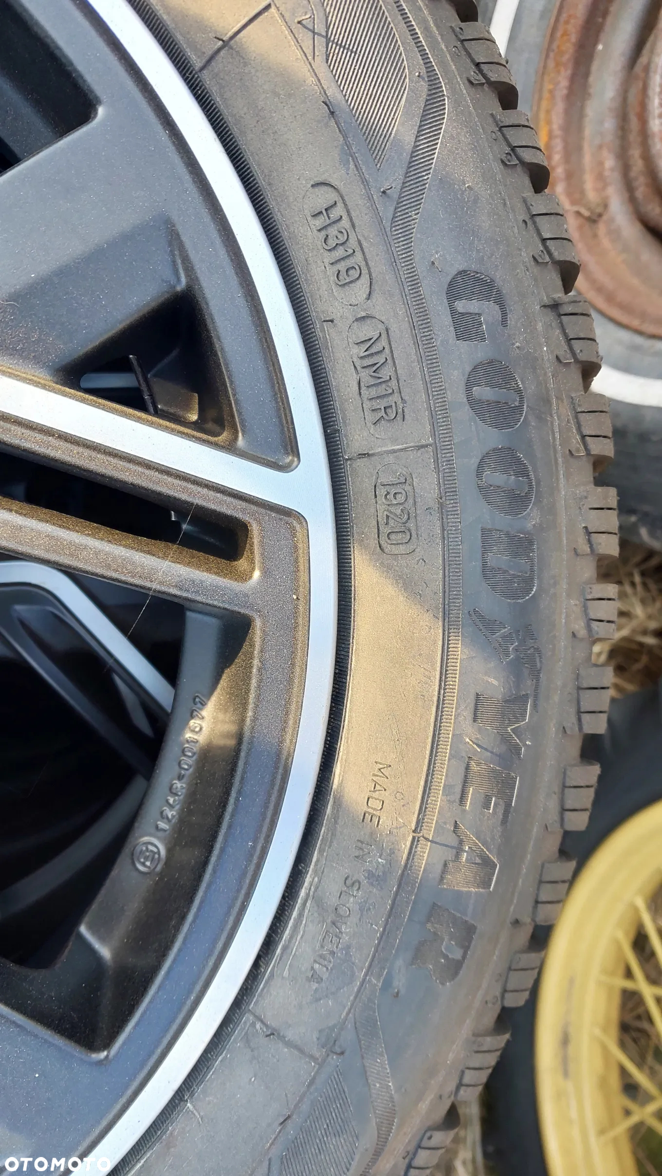 TOYOTA YARIS IV KOŁA ZIMOWE 195/55R16 GOODYER CZUJNIKI CIŚNIENIA 5x100 et50 6jx16 - 5