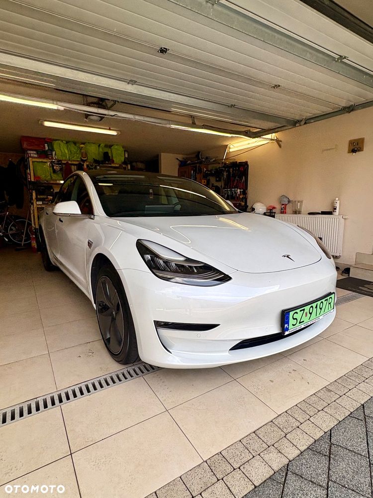 Tesla Model 3 Langstreckenbatterie Allradantrieb Dual Motor - 1
