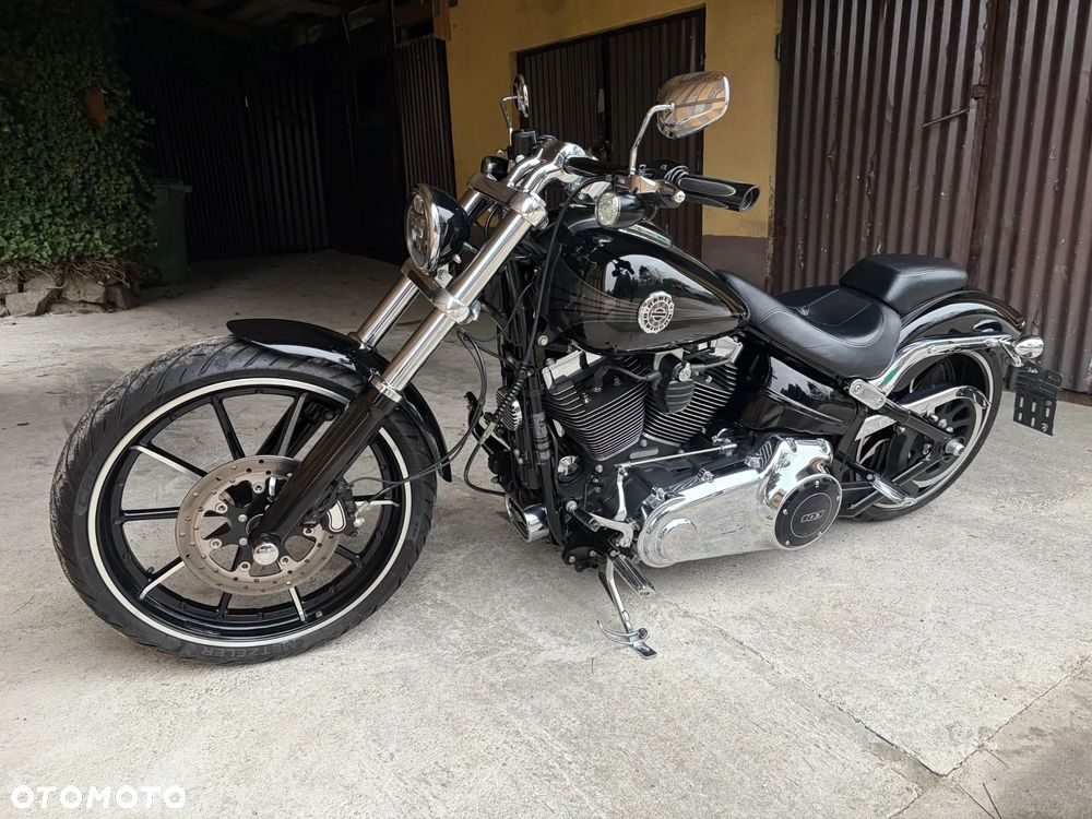 Harley-Davidson FXSB Breakout - 20