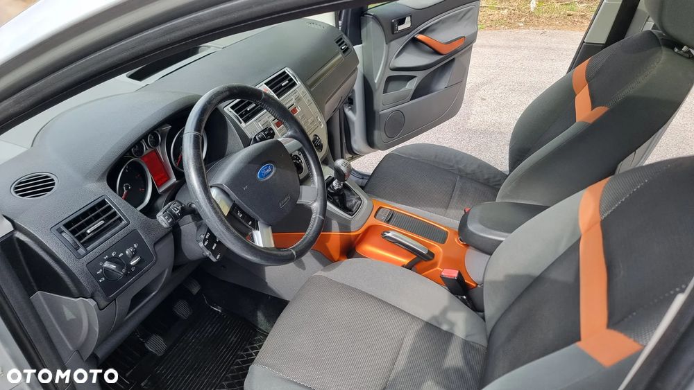 Ford Kuga 2.0 TDCi 2x4 Trend - 31